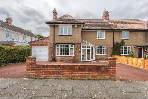 4 bedroom semi-detached house for sale - Smiths Dock Park Road, Normanby