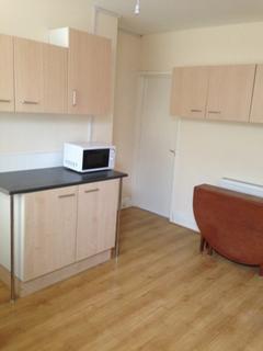 1 bedroom in a house share to rent, Leeds, LS9