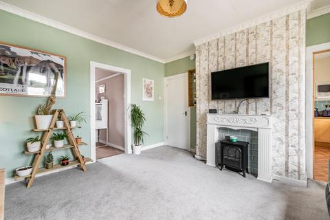 57 Birkenside, Gorebridge, EH23 4JD
