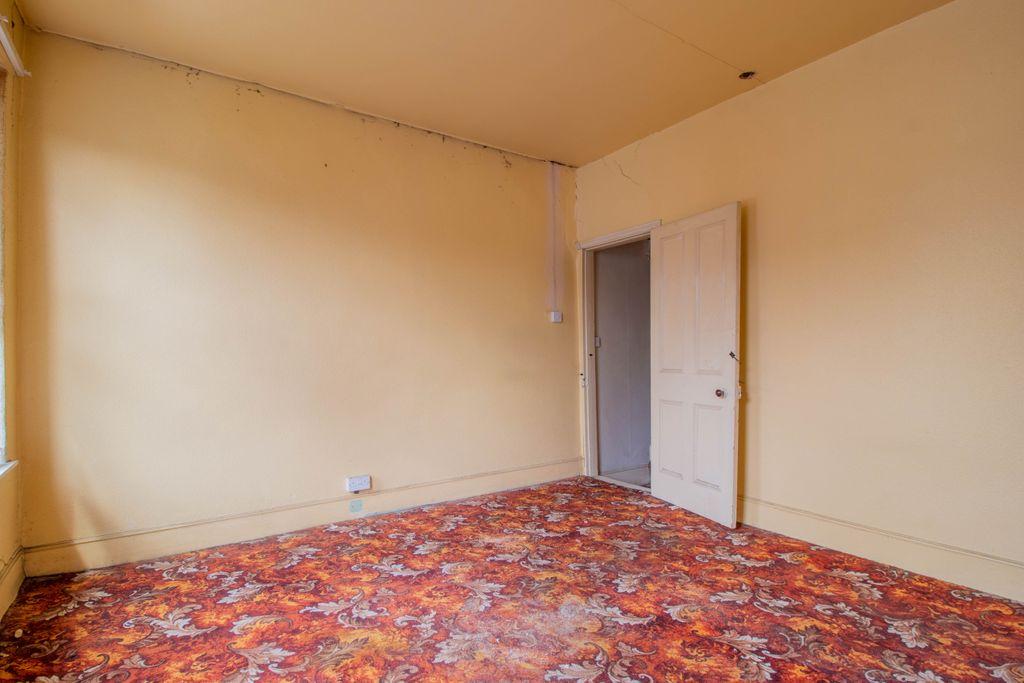 Bedroom 1 (Double)
