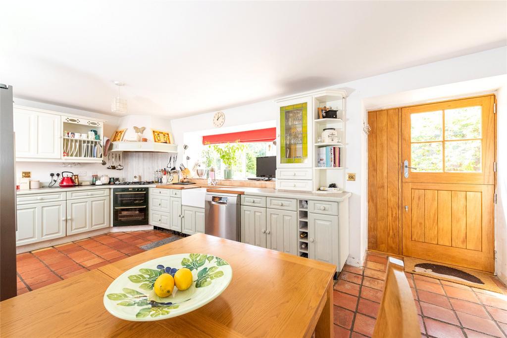 Kitchen/Breakfast Rm