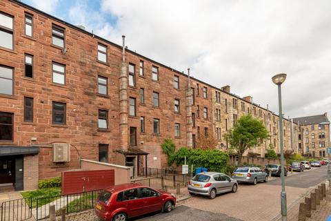 1 bedroom flat for sale - Hathaway Lane, Flat 1/2, Maryhill, Glasgow, G20 8NF