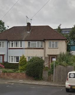 3 bedroom semi-detached house to rent - Wellington Road,  Bromley, BR2