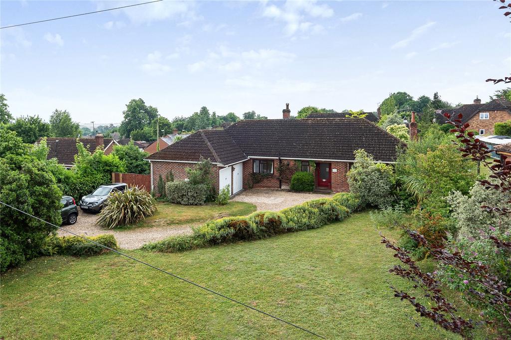 Lovedon Lane, Kings Worthy... 5 bed bungalow £900,000