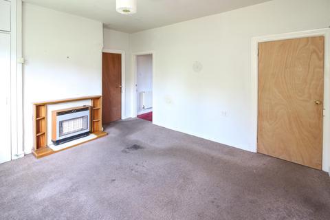 35 Restalrig Square, Edinburgh, EH7 6EZ