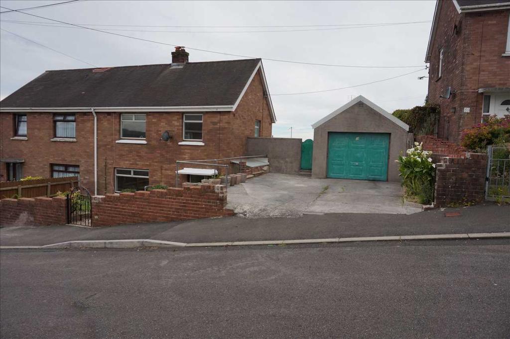 Ffordd Aneurin, PONTYBEREM, Llanelli 3 bed semidetached house £650