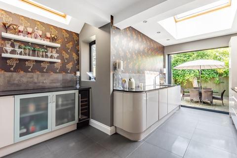 3 bedroom terraced house for sale - Magnolia Road, Chiswick