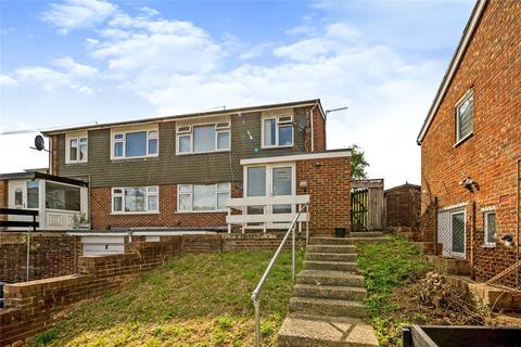 4 bedroom semi-detached house for sale - Chairborough Road, High Wycombe, HP12