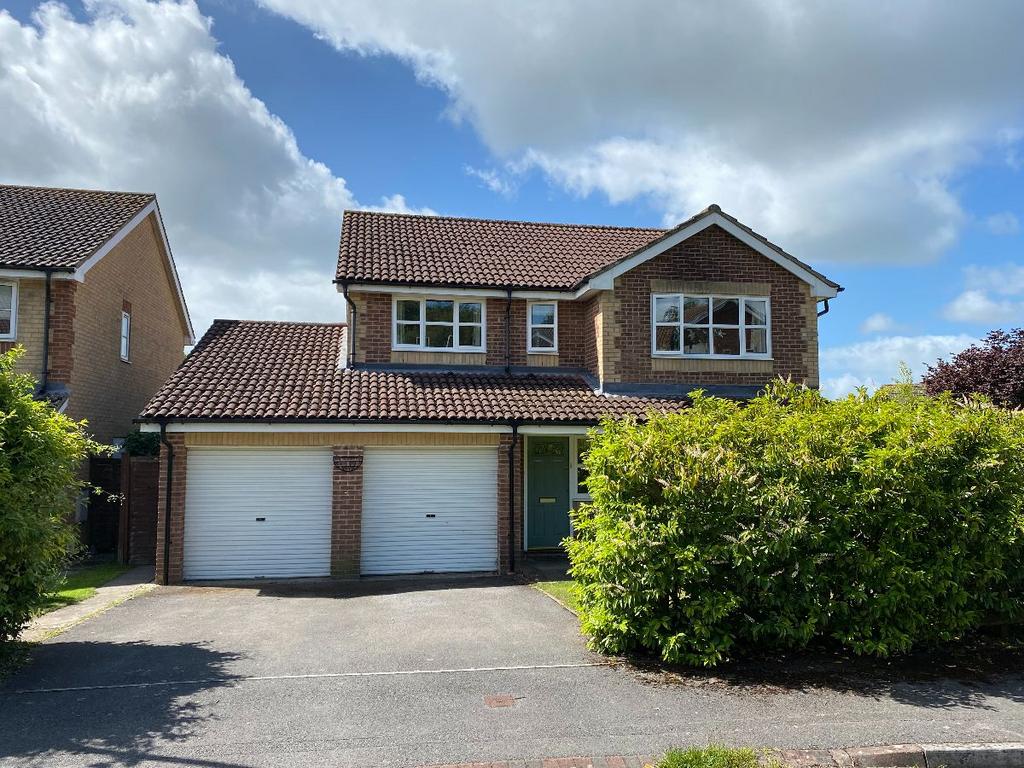 Winterslow, Salisbury SP5 4 bed detached house for sale £550,000