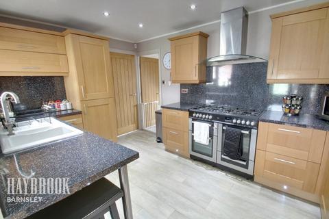 14 Old House Close, Hemingfield, Barnsley, S73 0QS