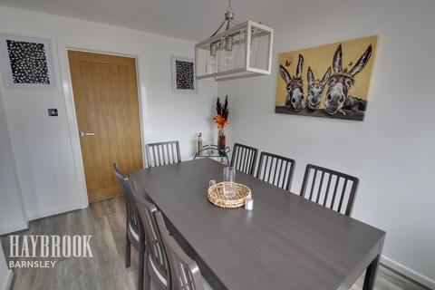 14 Old House Close, Hemingfield, Barnsley, S73 0QS