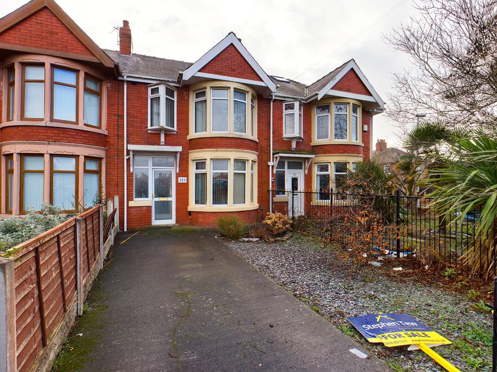 highfield-road-blackpool-fy4-3-bed-terraced-house-125-000