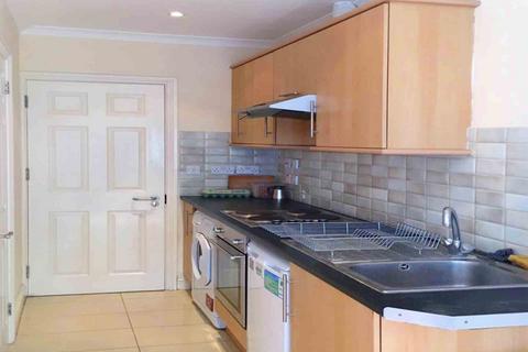 Studio to rent, Garthland Drive, Barnet