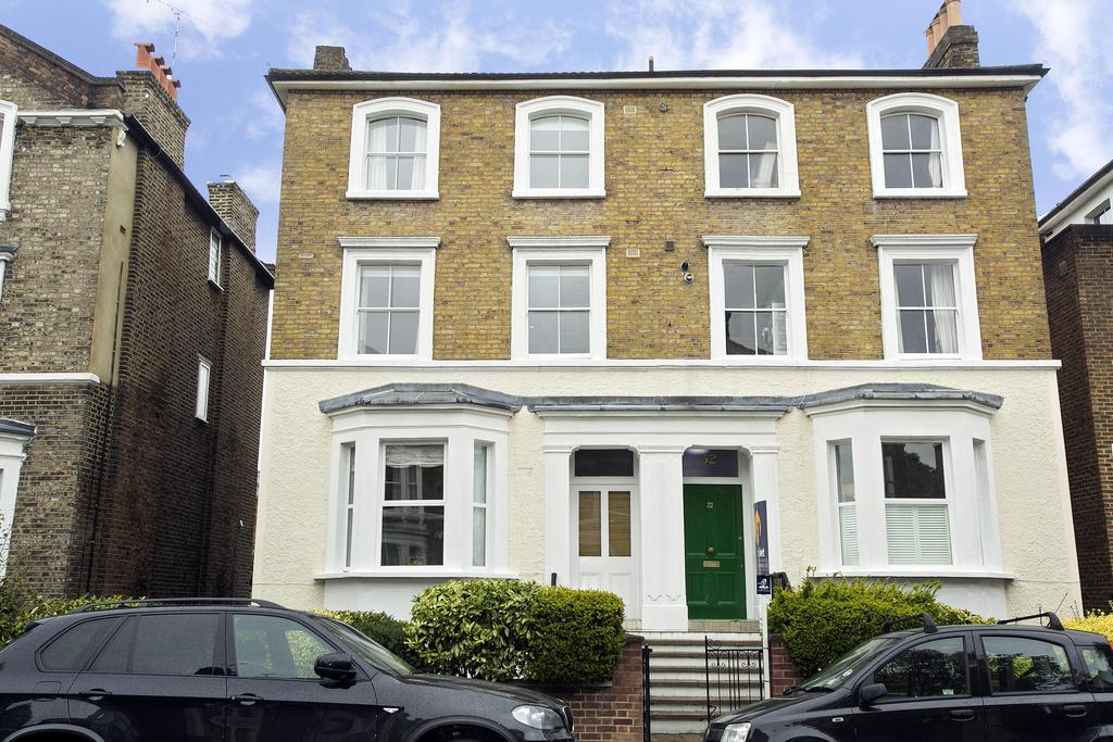 Church Road, Richmond, TW9 2 bed apartment £1,850 pcm (£427 pw)
