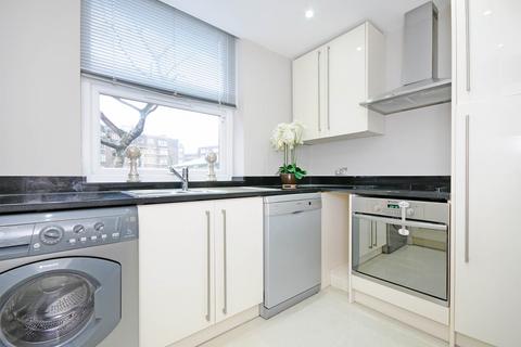 3 bedroom apartment to rent, St Johns Wood Park, London NW8