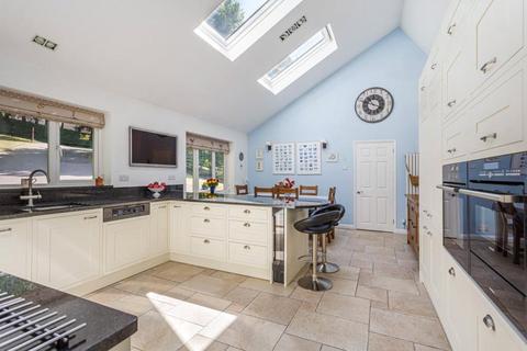 4 bedroom detached house for sale - Hearn Close, Penn, High Wycombe, Buckinghamshire, HP10