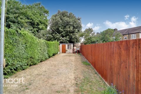 35 Elsenham Road, London, E12 6JZ
