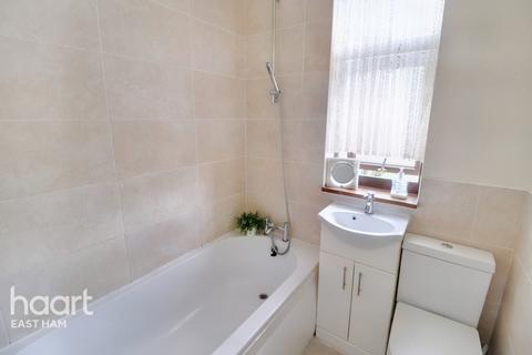 35 Elsenham Road, London, E12 6JZ