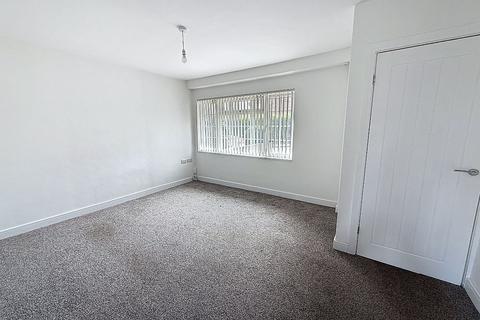 3 bedroom terraced house to rent, Southern Way, Stoke-on-Trent, Staffordshire, ST6 1PX