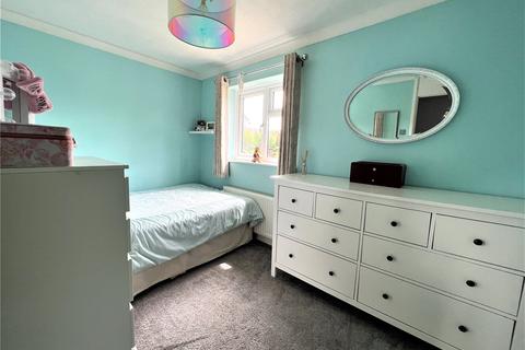 19 Caernarvon, Frimley, Camberley, GU16 8YQ
