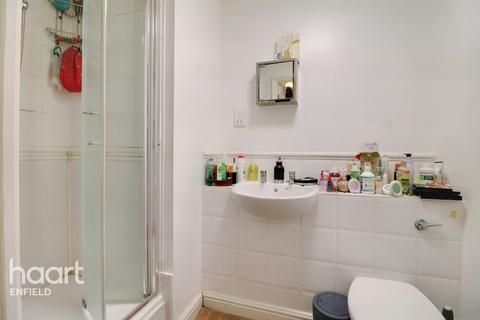 11 Polsten Mews, Enfield, EN3 6YF