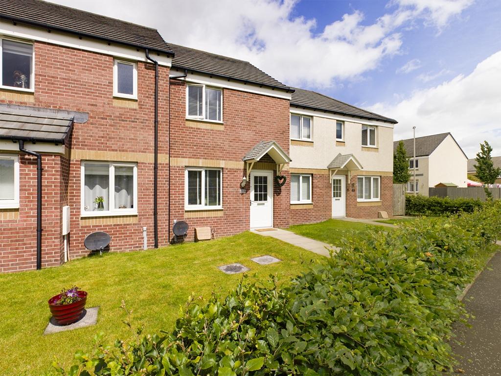 Slateford Road, PA7 2 bed terraced house £170,000