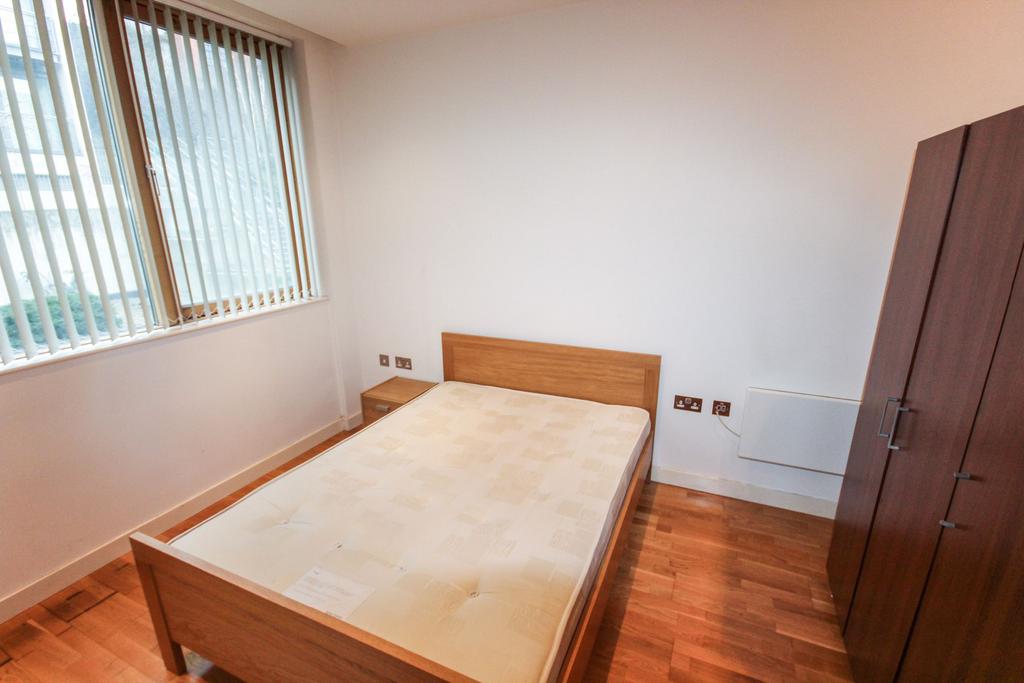 Apartment in Newcastle upon Tyne, Grainger Town - View 5