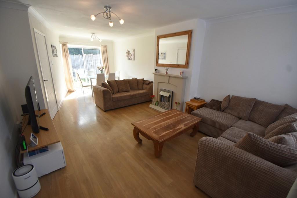 Moorlands Drive, Shirley 3 bed semidetached house £380,000
