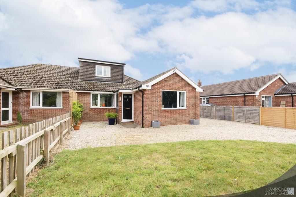 Lingwood Gardens, Lingwood 4 bed semidetached house £325,000