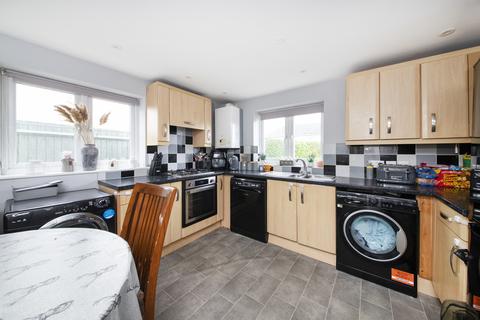 68 Abbott Road, Didcot, OX11 8HY