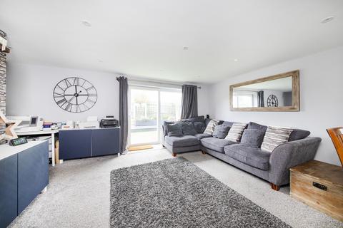 68 Abbott Road, Didcot, OX11 8HY