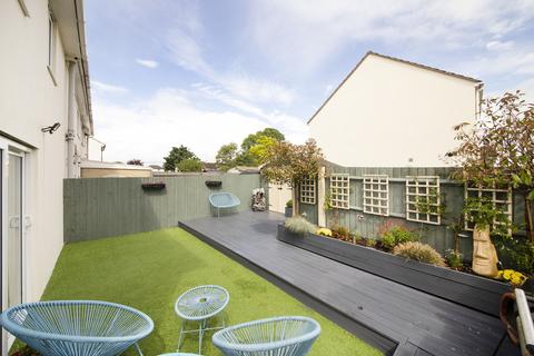 68 Abbott Road, Didcot, OX11 8HY