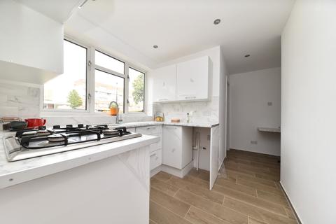 137 Chells Way, Stevenage, SG2 0LU