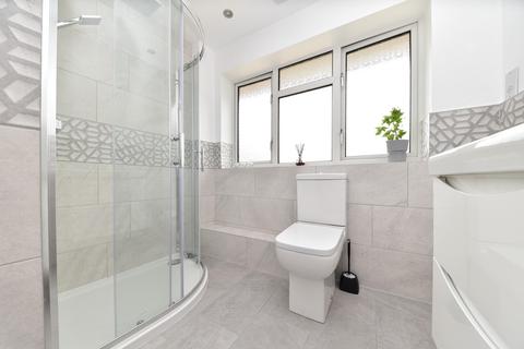 137 Chells Way, Stevenage, SG2 0LU