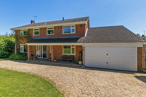 4 Rewlands Drive, Winchester, SO22 6PA