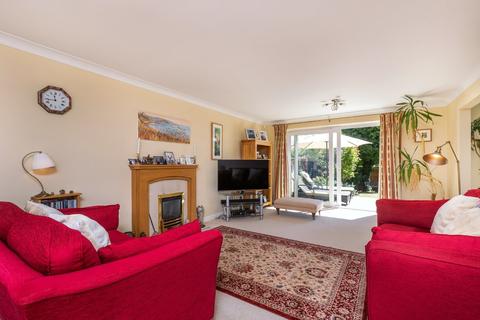4 Rewlands Drive, Winchester, SO22 6PA