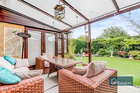6 Beech Close, Hartshill, Nuneaton, CV10 0XJ