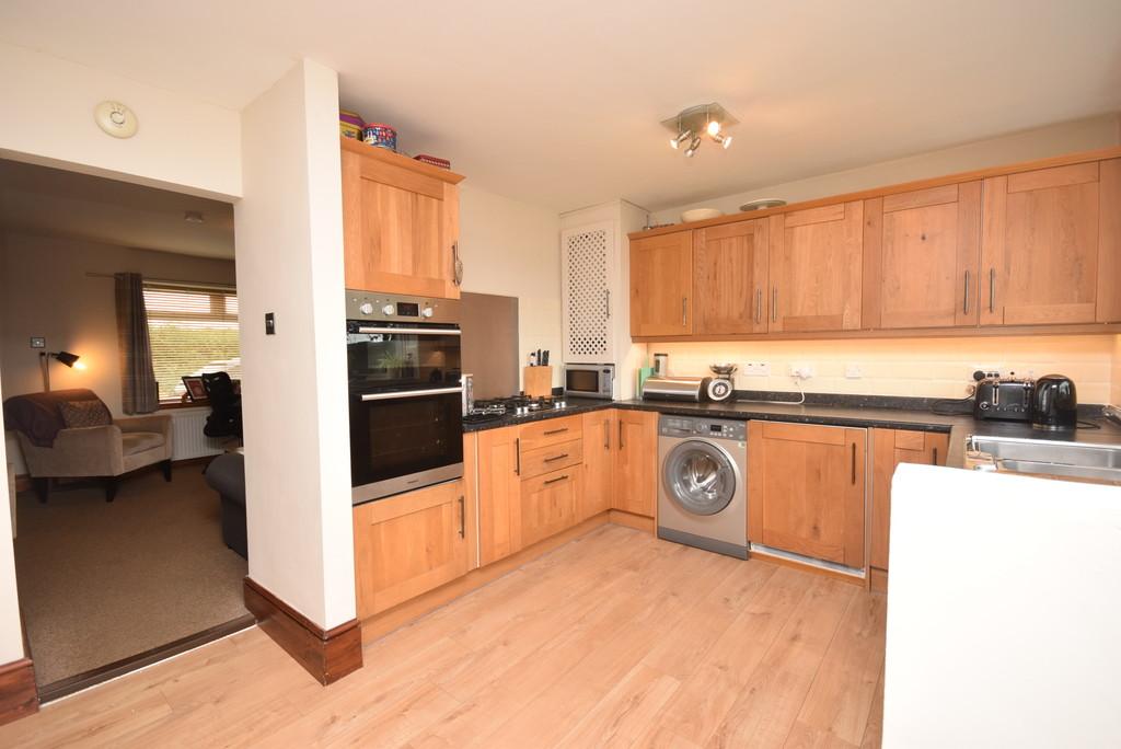 Castleton Road, Auchterarder 3 bed end of terrace house £235,000