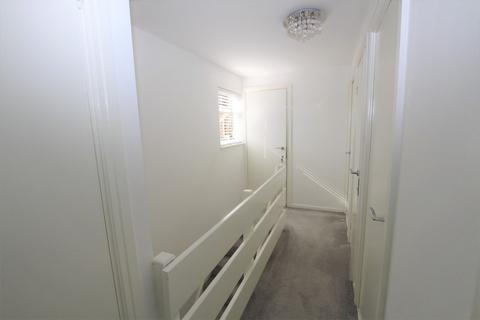 27 Wolsley Close, Crayford, Dartford, DA1 4BB