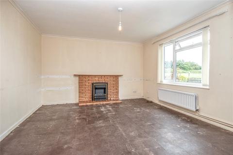 3 bedroom end of terrace house for sale - Shelley Close, Catshill, Bromsgrove, Worcestershire, B61