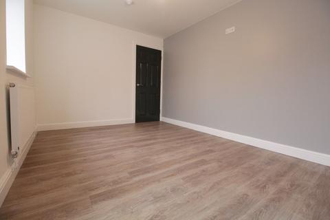 2 bedroom flat to rent - Flat - Ripon Street, Lincoln, Lincolnsire, LN5 7NQ