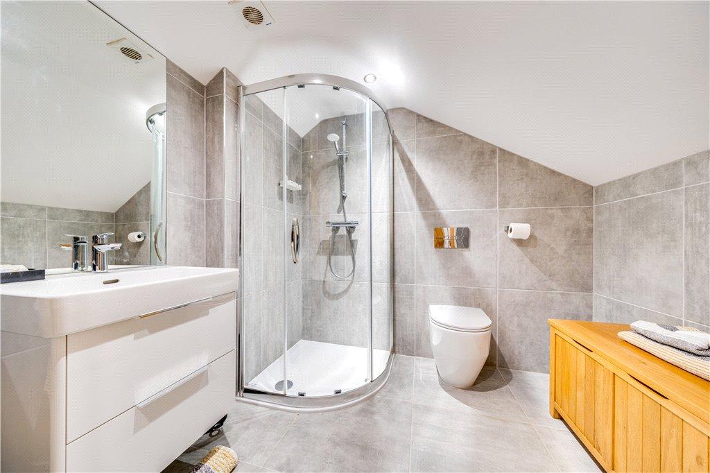 Master Ensuite