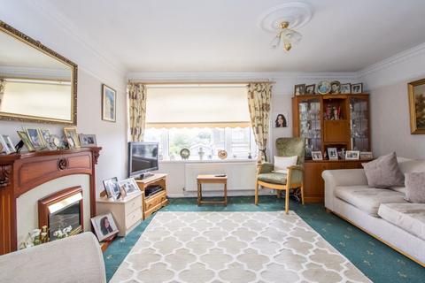 80 Beechwood Drive, Penarth, CF64 3QZ