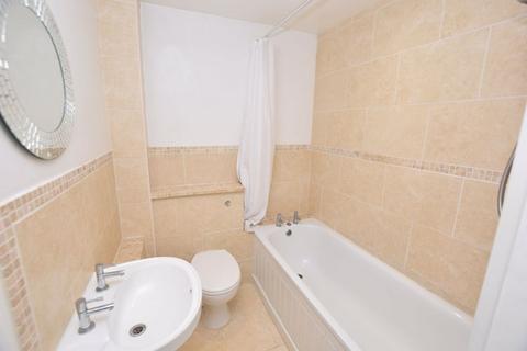 2 bedroom terraced house to rent, Emsworth Grove, Maidstone