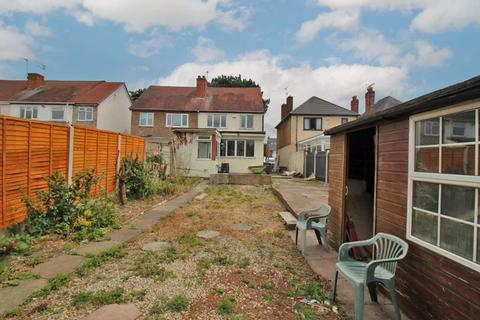3 bedroom semi-detached house for sale - Stafford Road, Wolverhampton