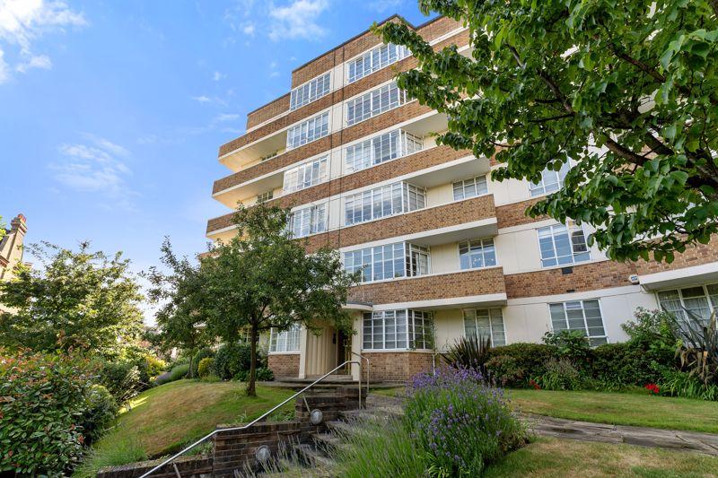 Cholmeley Lodge, Cholmeley Park, Highgate Village, London, N6 3 bed apartment for sale £1,650,000