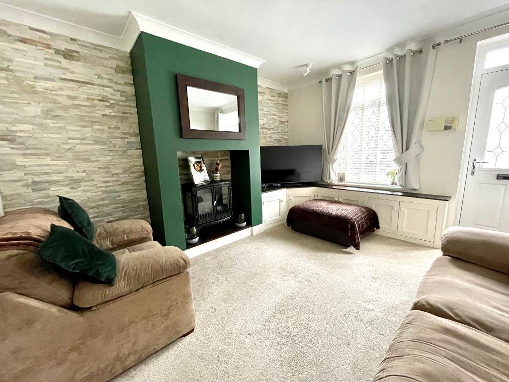 Watson Street, Hoyland Common... 2 bed terraced house £130,000
