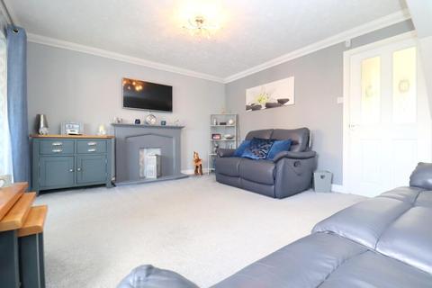 51 Lorimer Close, Luton, LU2 7RL
