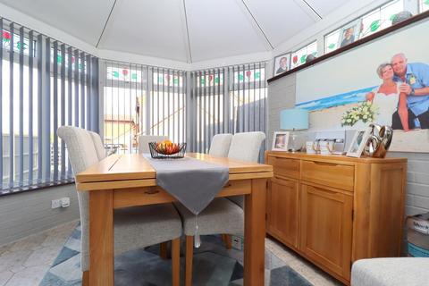 51 Lorimer Close, Luton, LU2 7RL