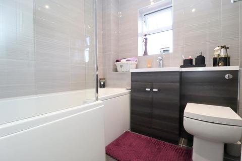 51 Lorimer Close, Luton, LU2 7RL